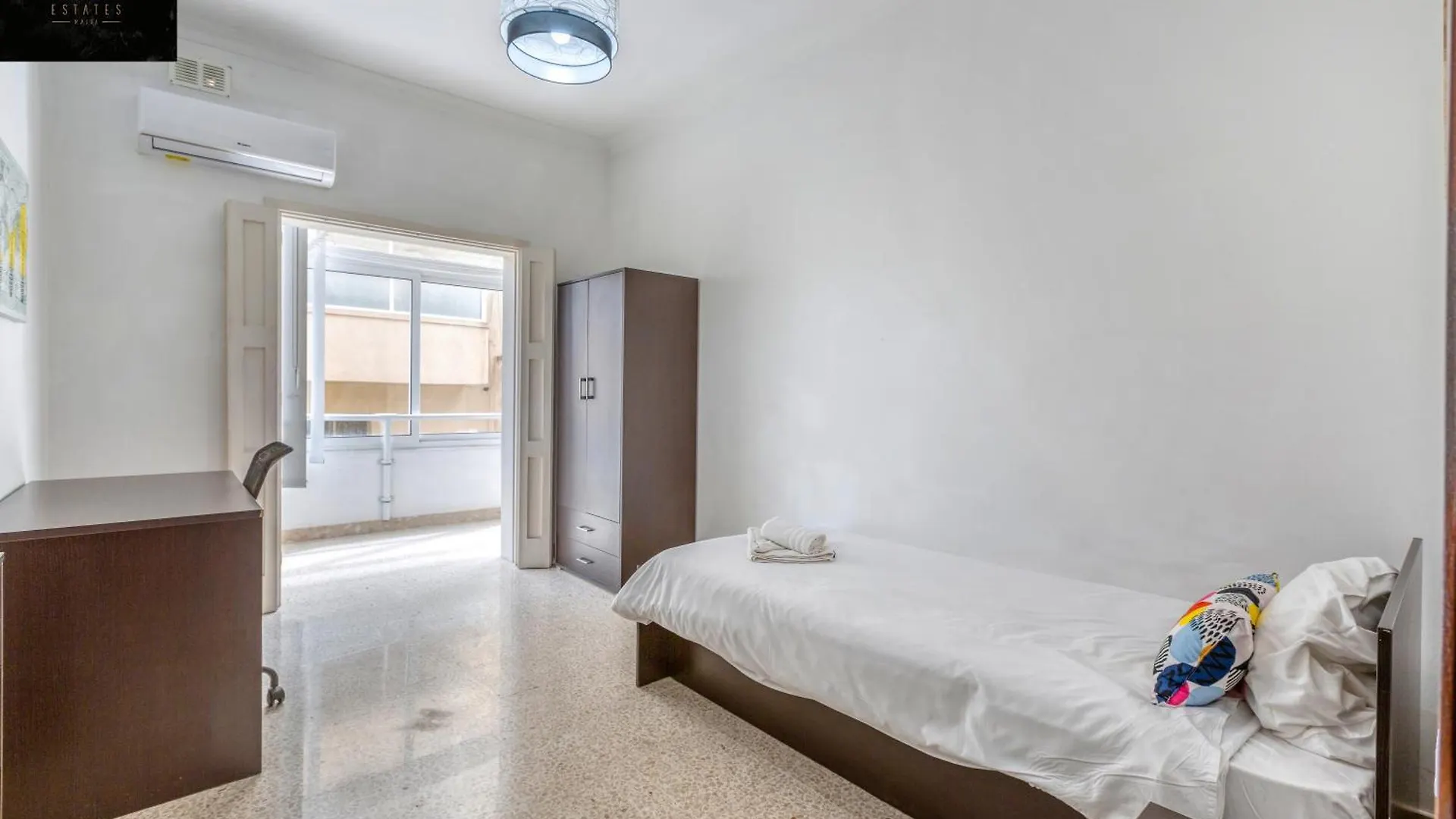 Apartament Tower Road Seafront Home, With 3Br & Working Space By 360 Estates Sliema