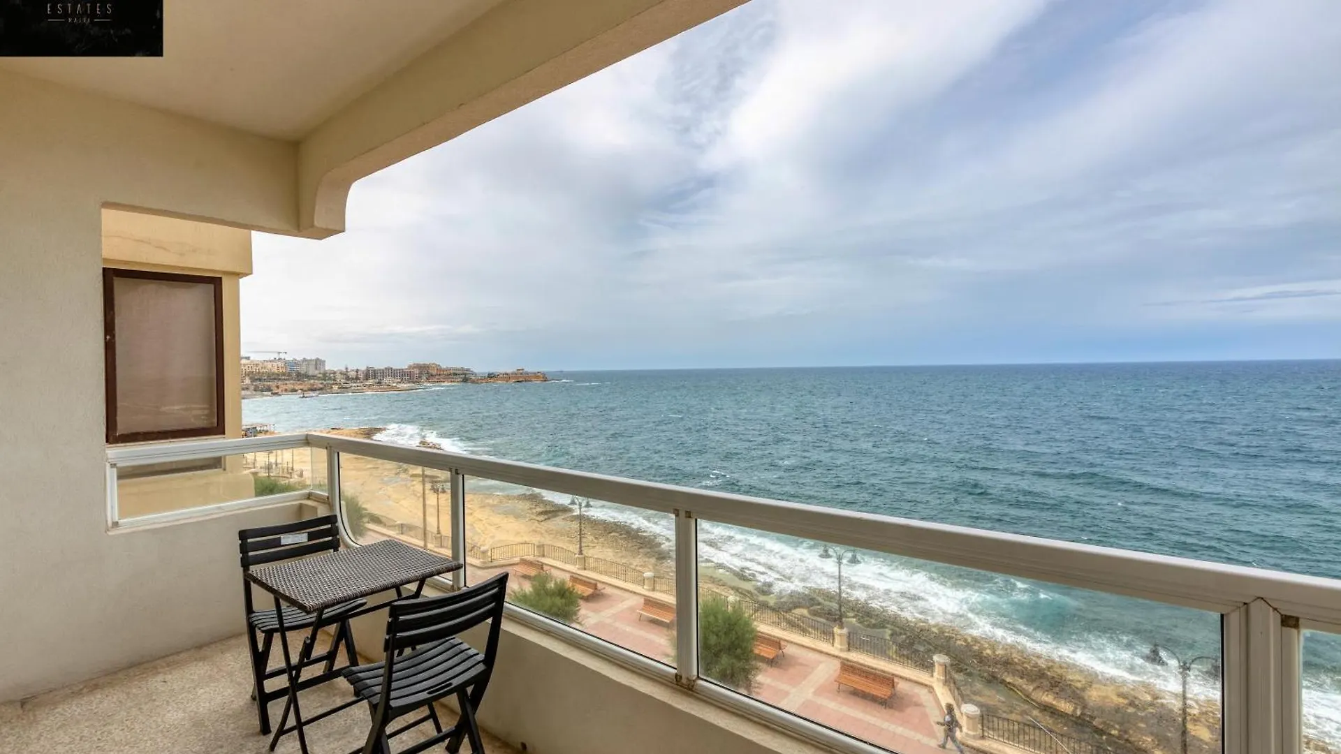 Apartment Tower Road Seafront Home, With 3Br & Working Space By 360 Estates Sliema Malta